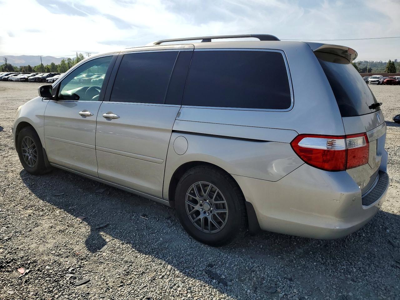 2005 HONDA ODYSSEY EXL photo 3