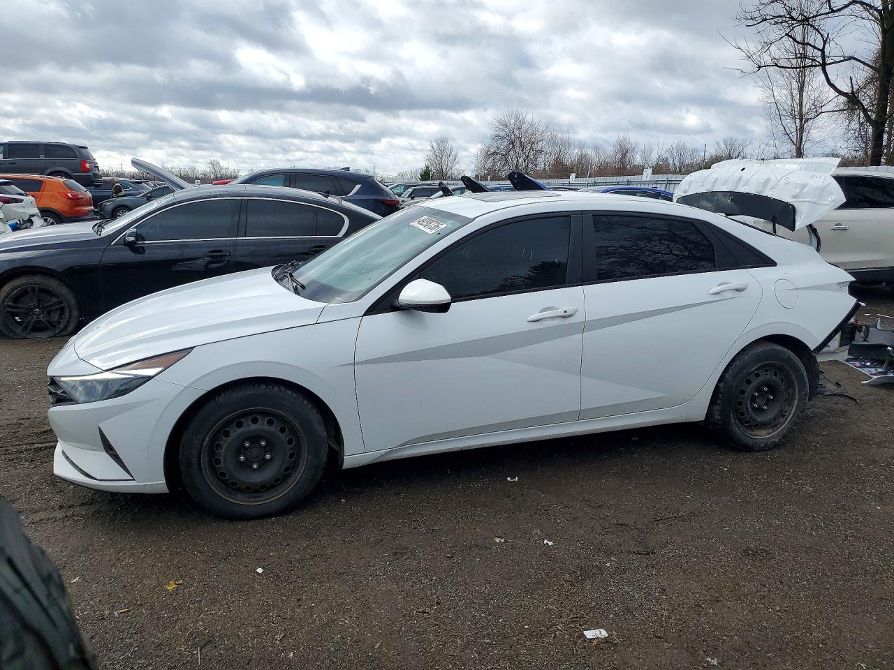 2022 HYUNDAI ELANTRA