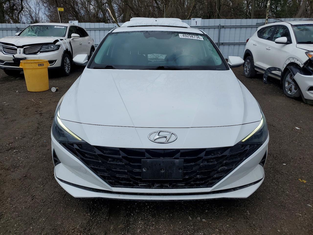 2022 HYUNDAI ELANTRA SEL photo 9