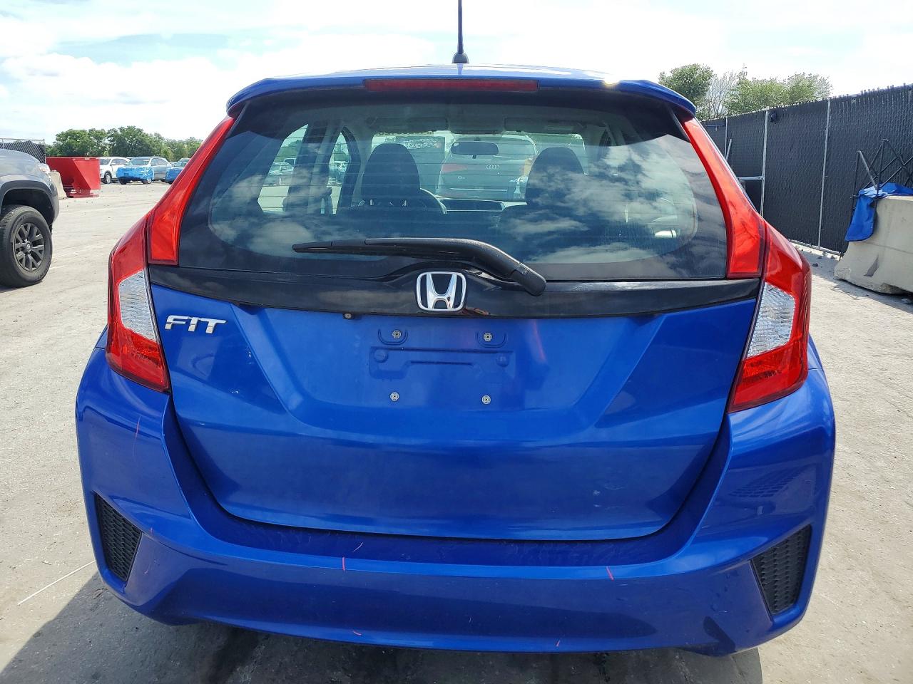 2015 HONDA FIT LX photo 16