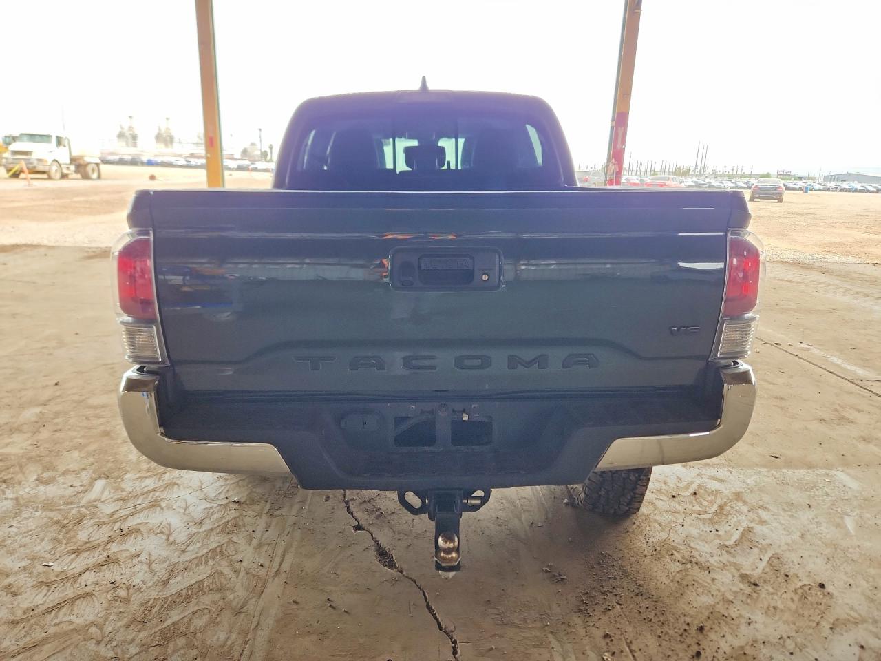 2021 TOYOTA TACOMA TRD OFF-ROAD photo 11
