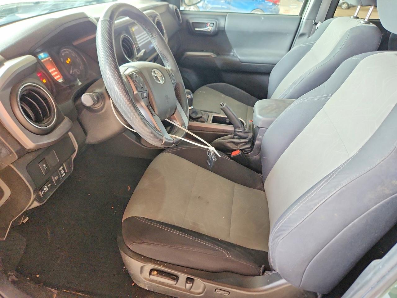 2021 TOYOTA TACOMA TRD OFF-ROAD photo 13