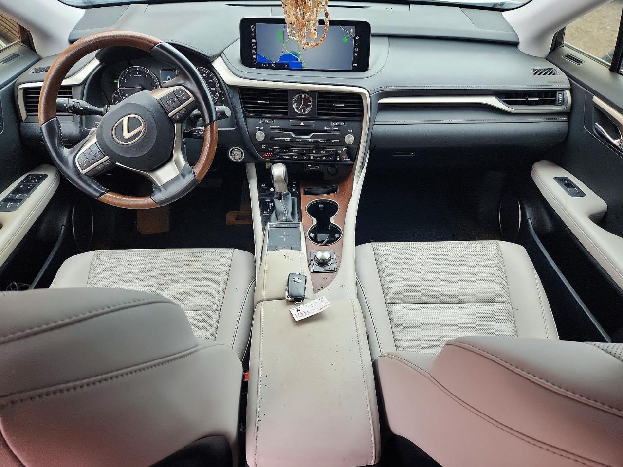 2022 LEXUS RX photo 8