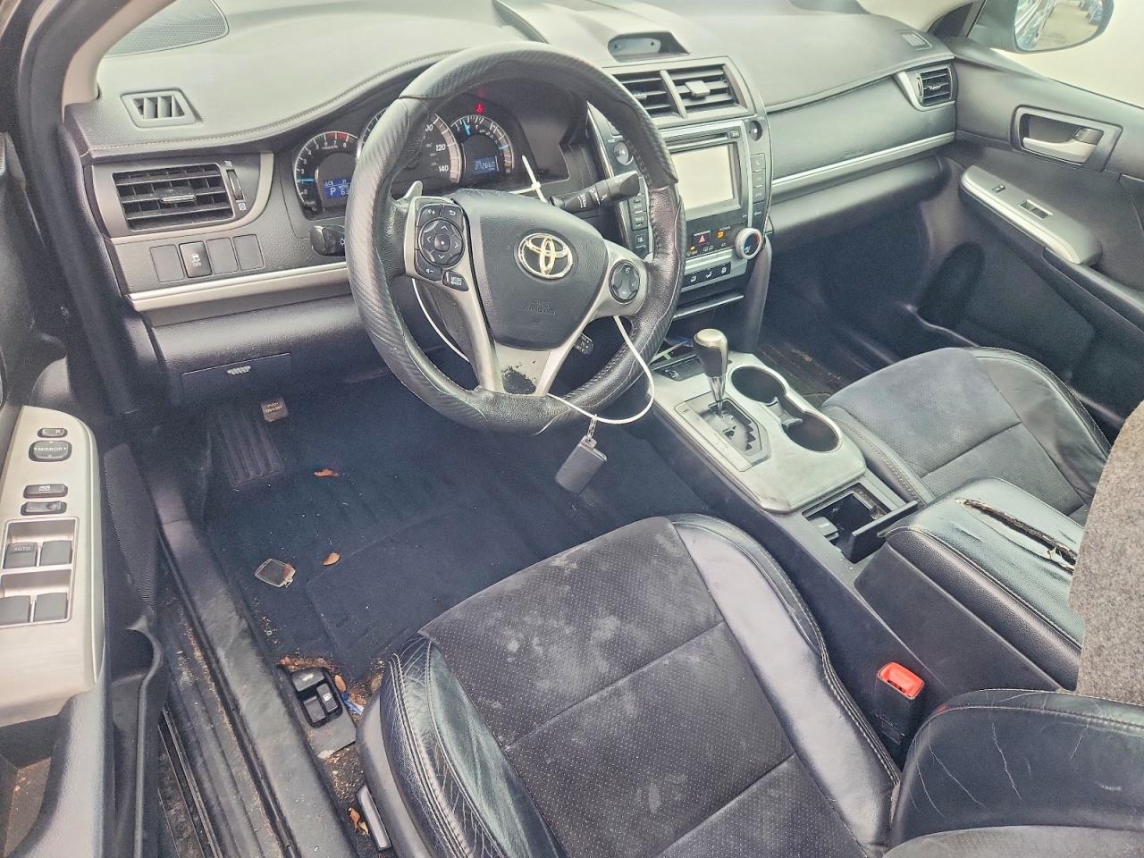 2012 TOYOTA CAMRY SE V6 photo 15