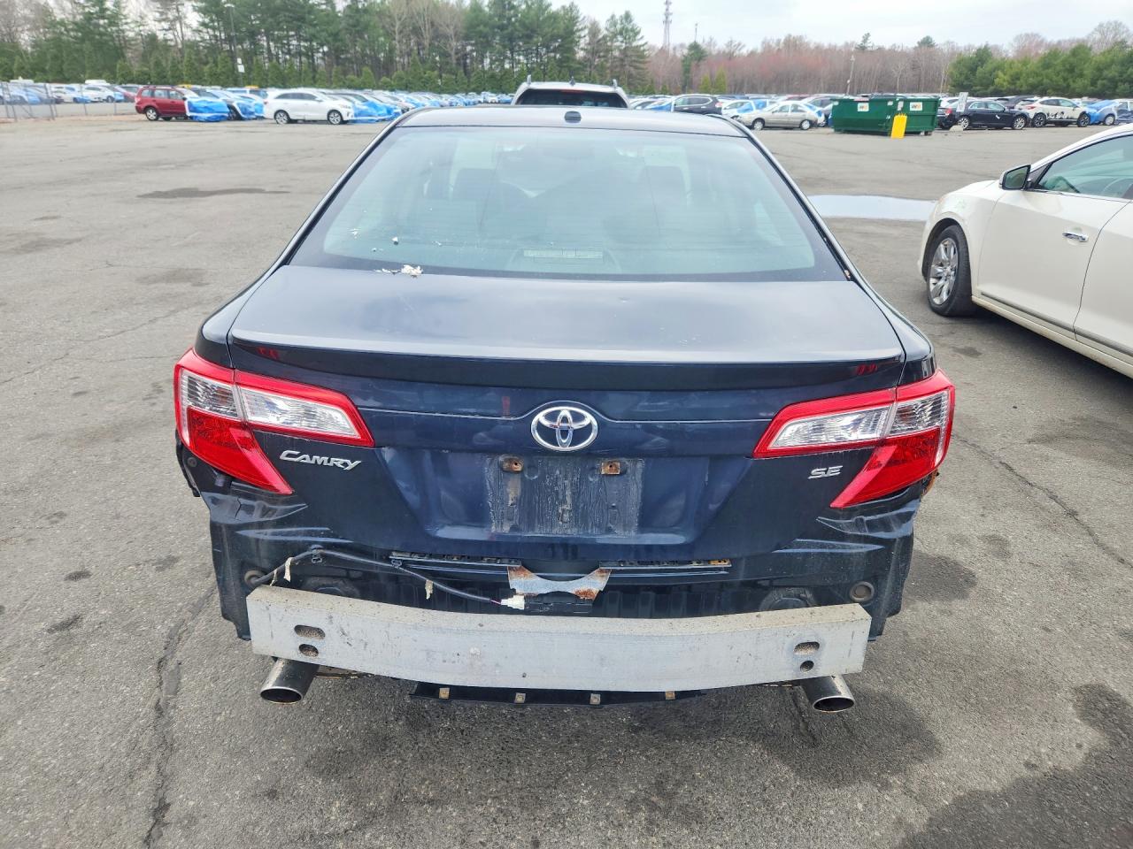 2012 TOYOTA CAMRY SE V6 photo 11