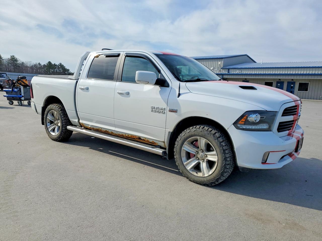 2016 RAM 1500 photo 7
