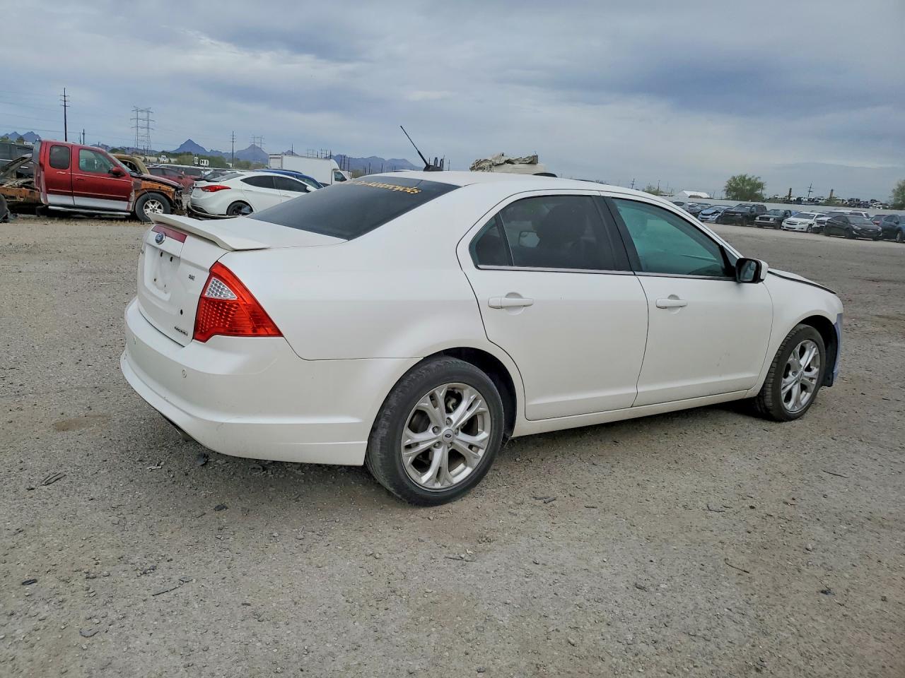 2012 FORD FUSION SE photo 5