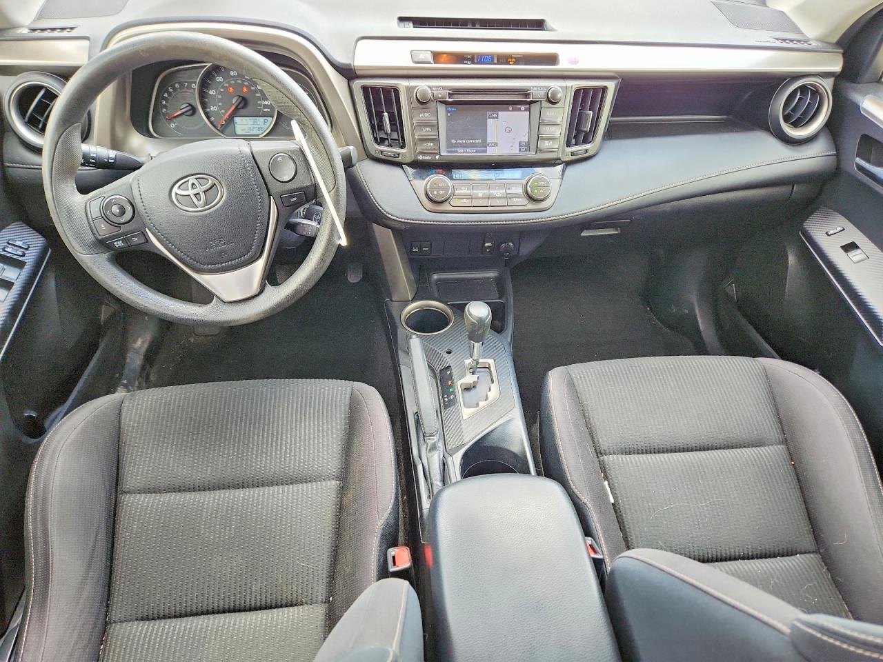 2015 TOYOTA RAV4 XLE photo 8