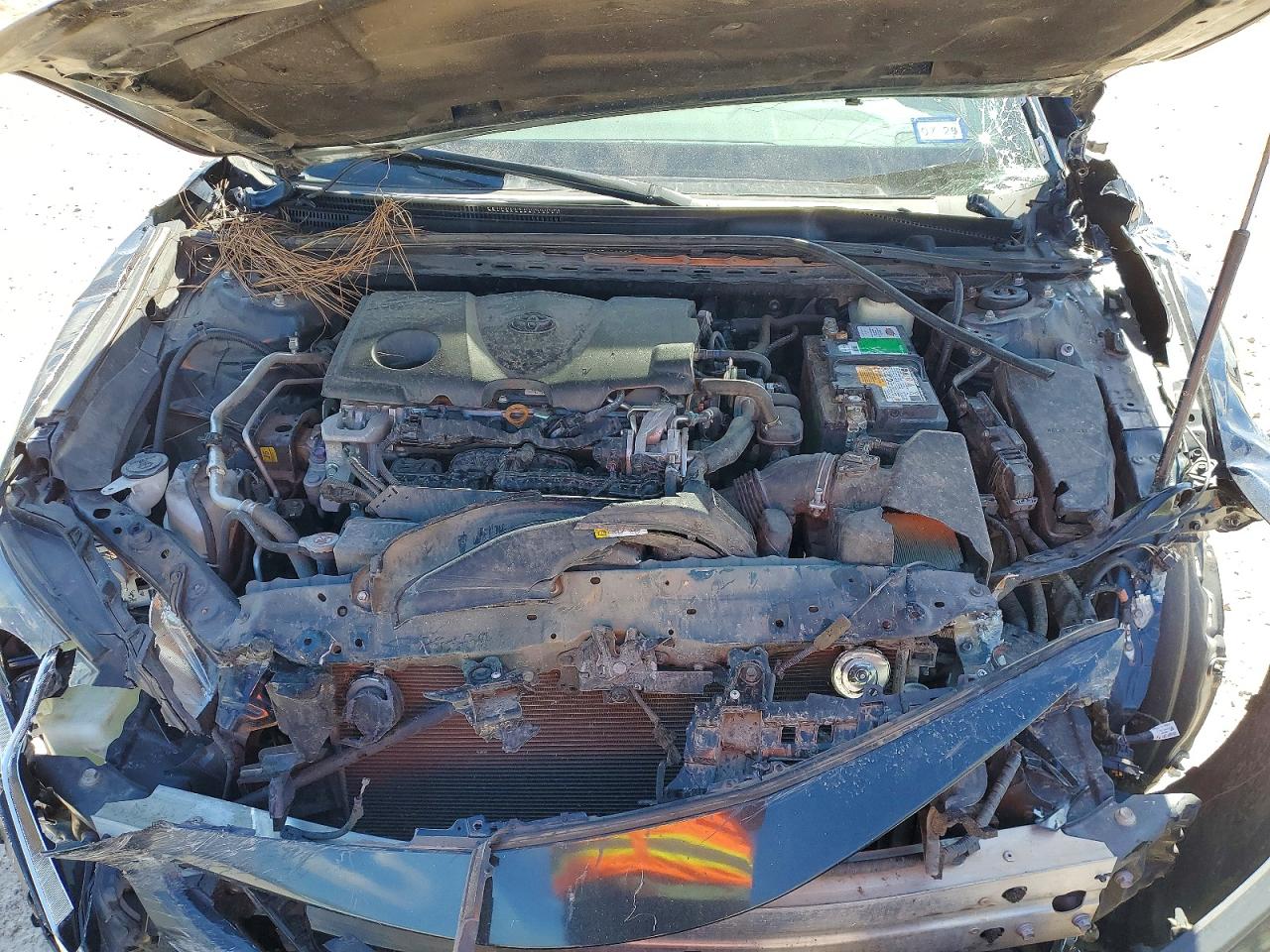 2018 TOYOTA CAMRY SE photo 12
