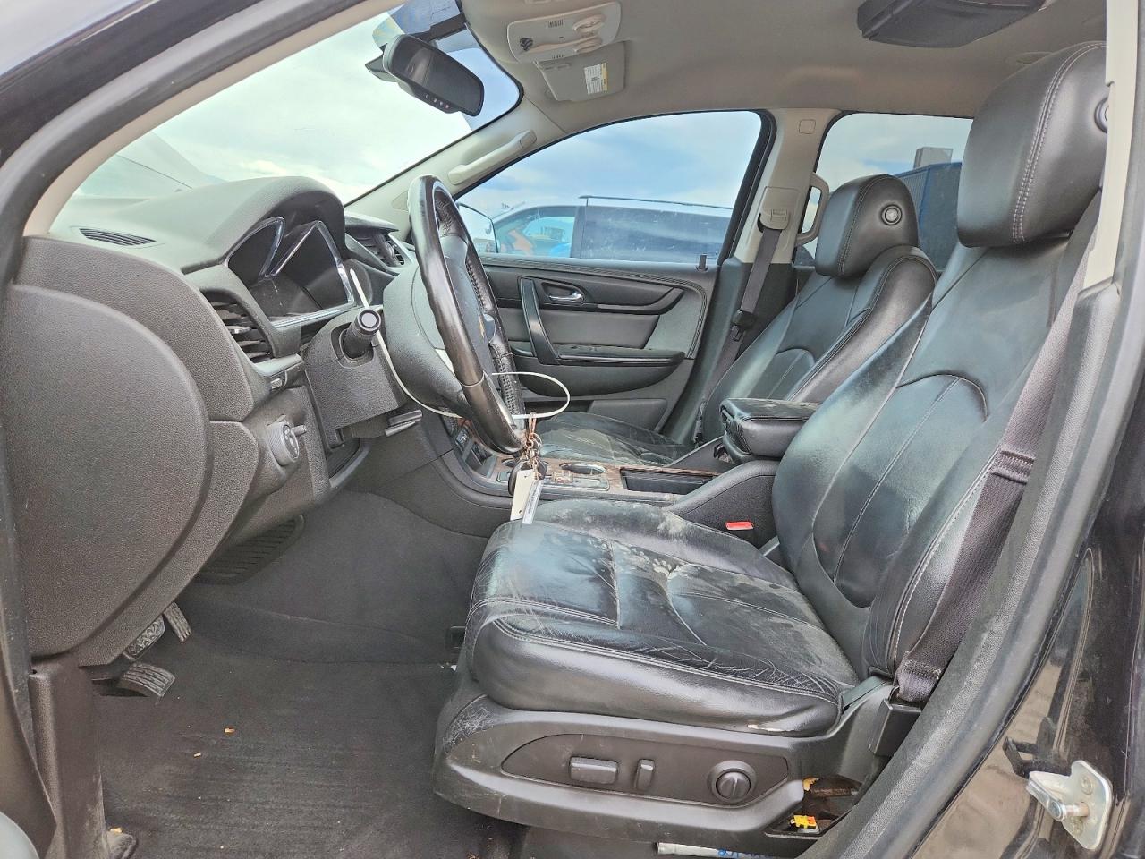2014 CHEVROLET TRAVERSE LT photo 13