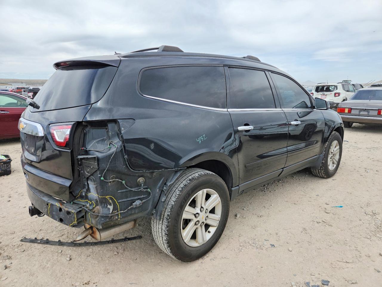 2014 CHEVROLET TRAVERSE LT photo 5