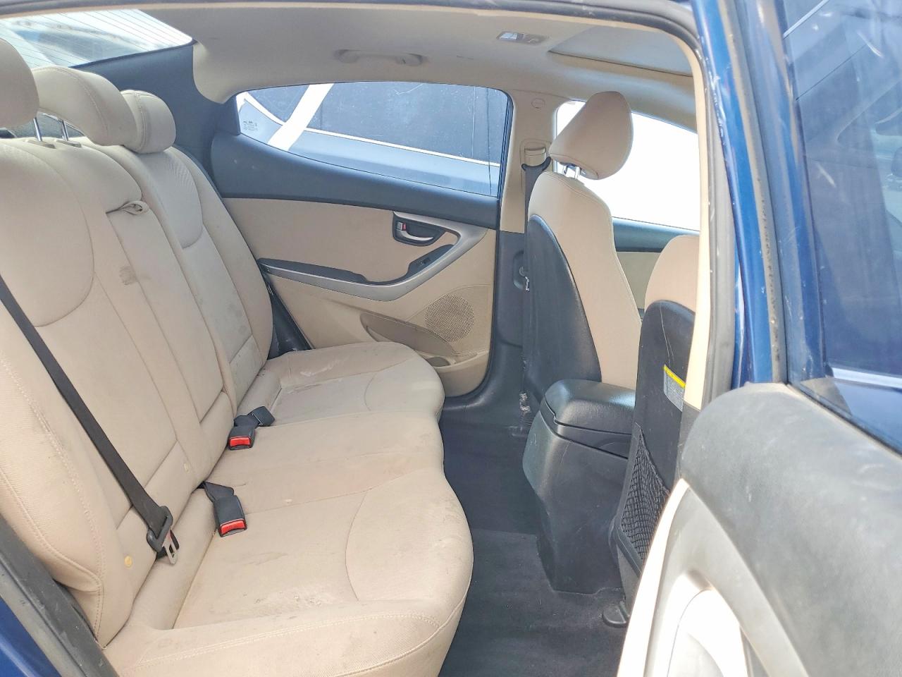 2016 HYUNDAI ELANTRA VALUE EDITION photo 10