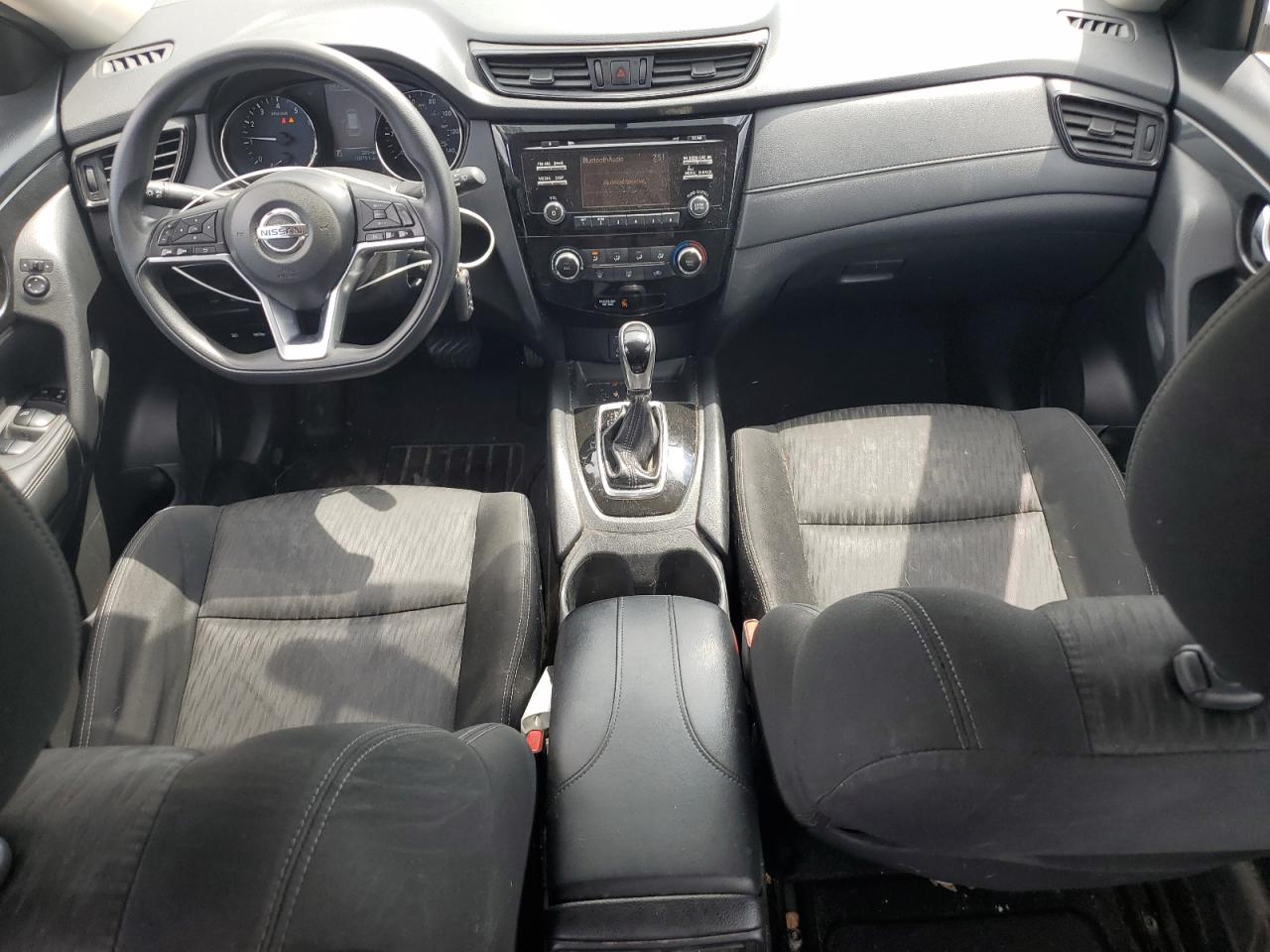 2017 NISSAN ROGUE S photo 8