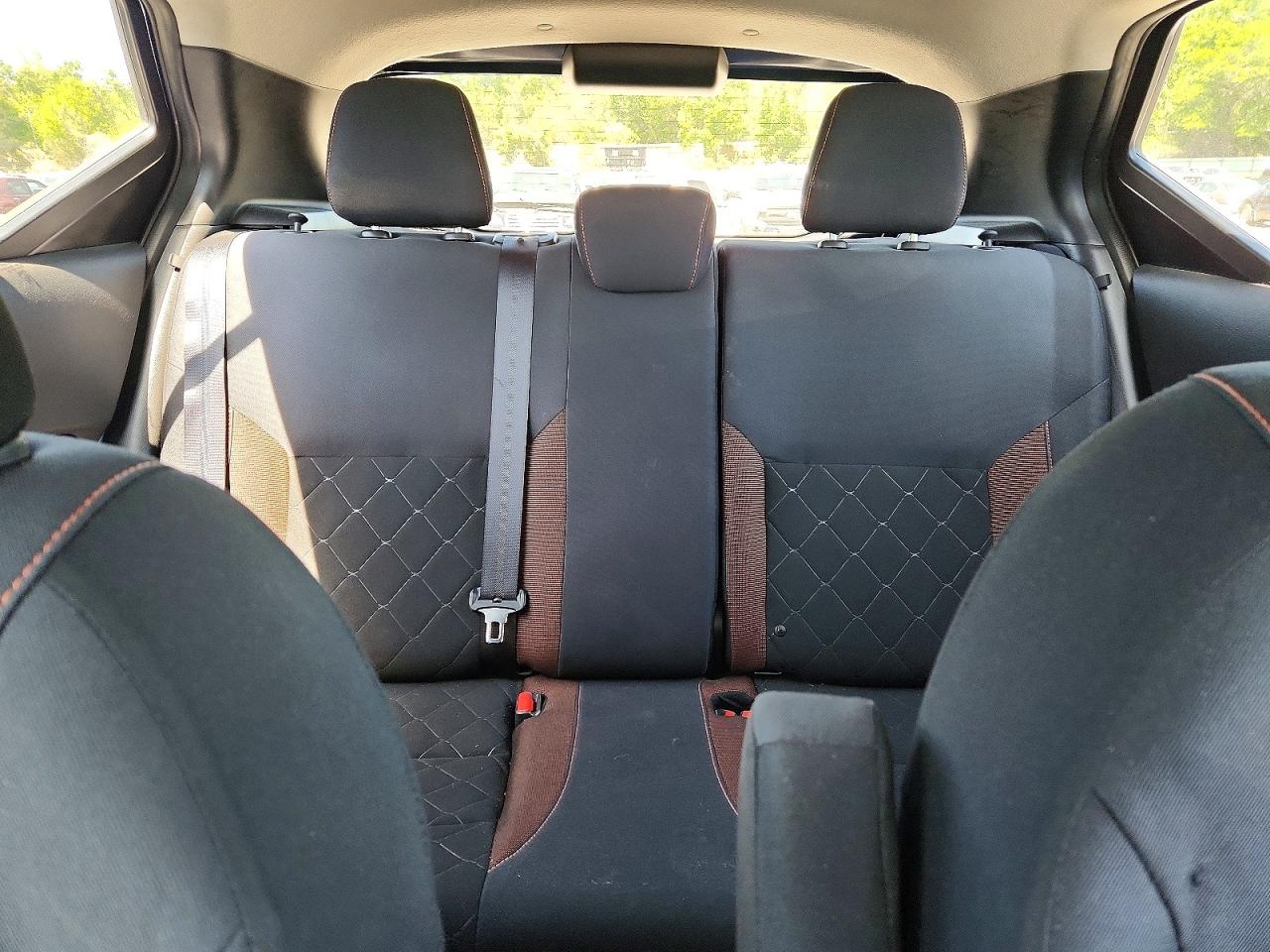 2019 NISSAN KICKS SR photo 19