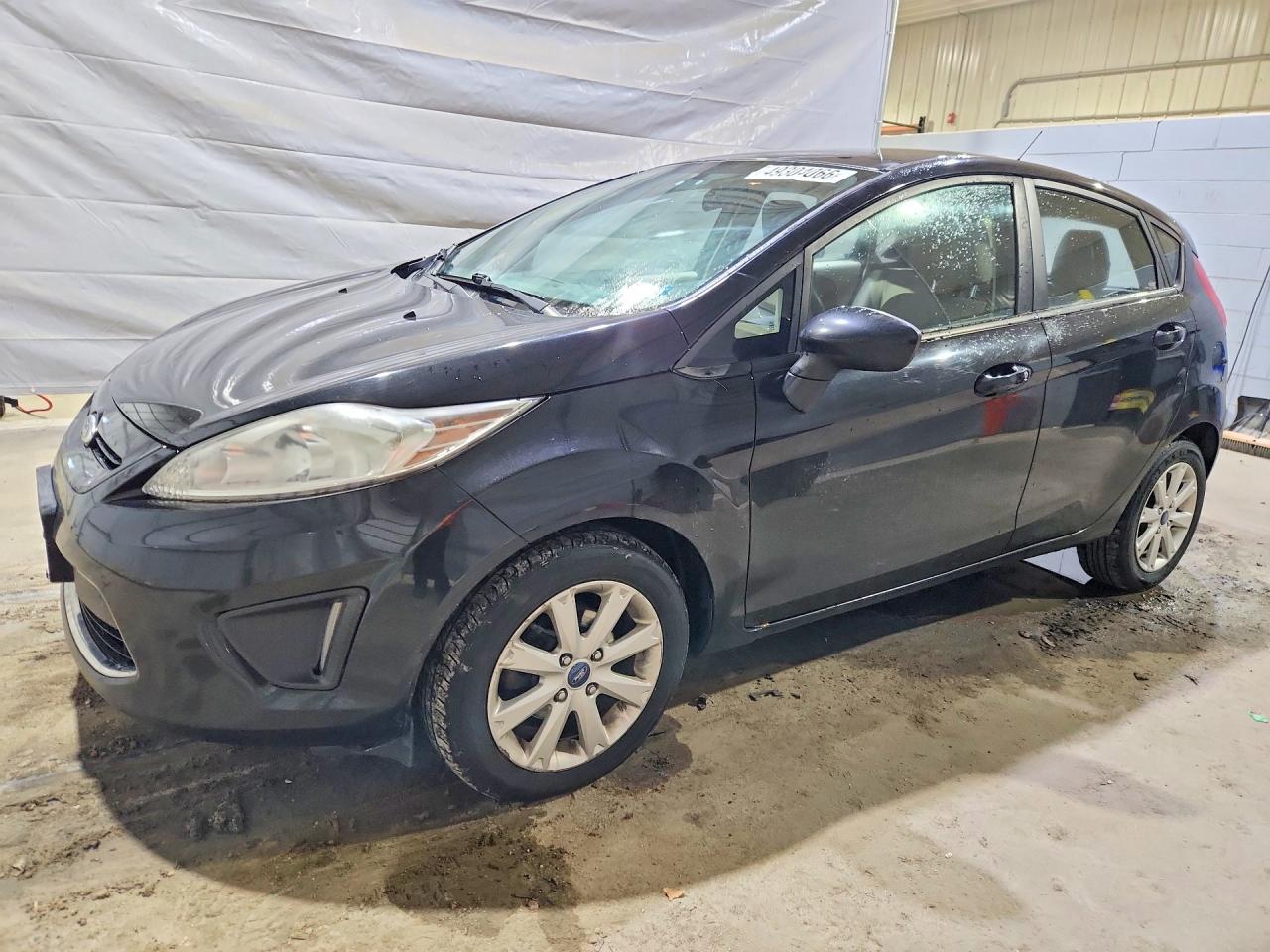 2012 FORD FIESTA