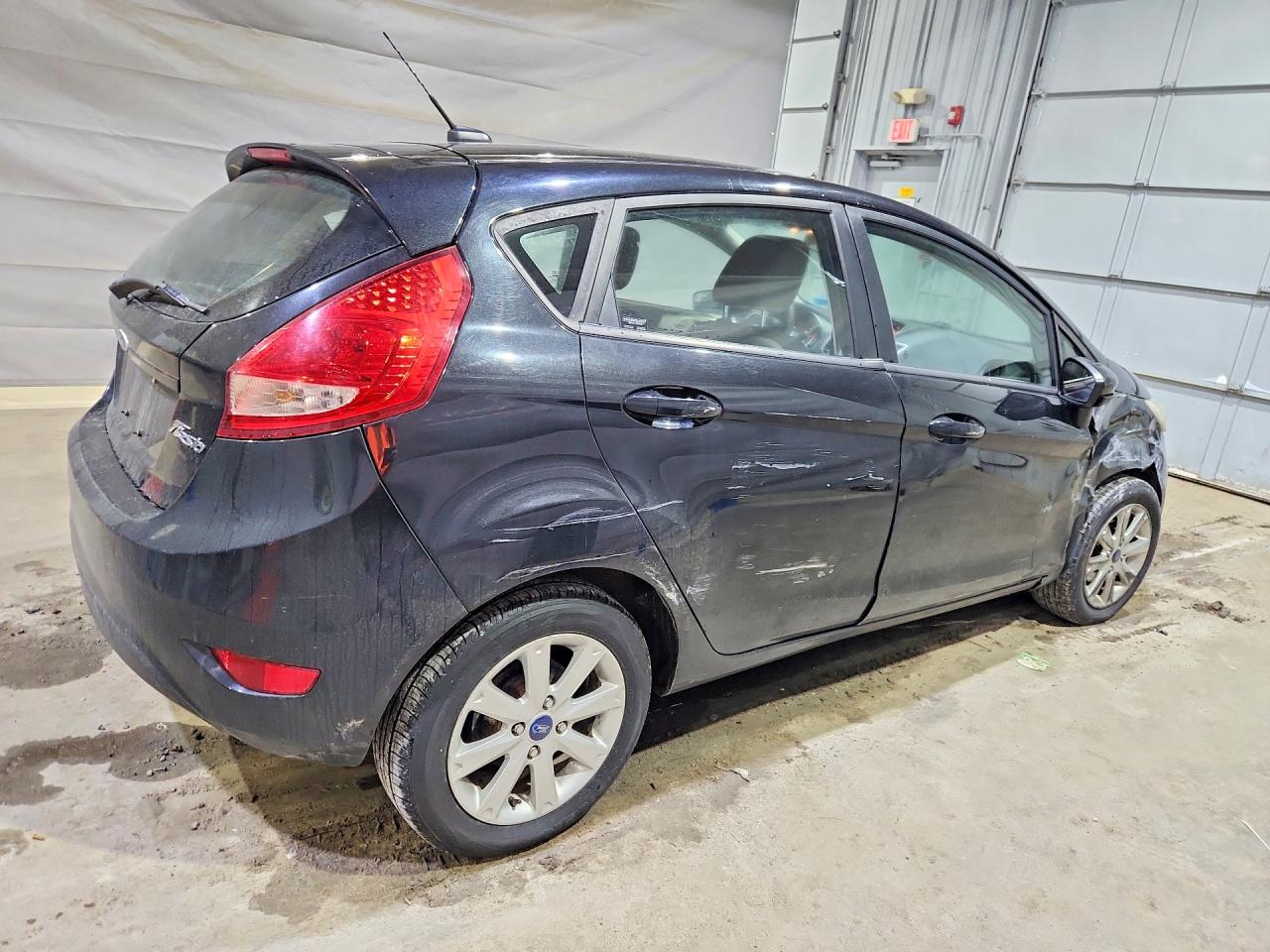 2012 FORD FIESTA SE photo 3