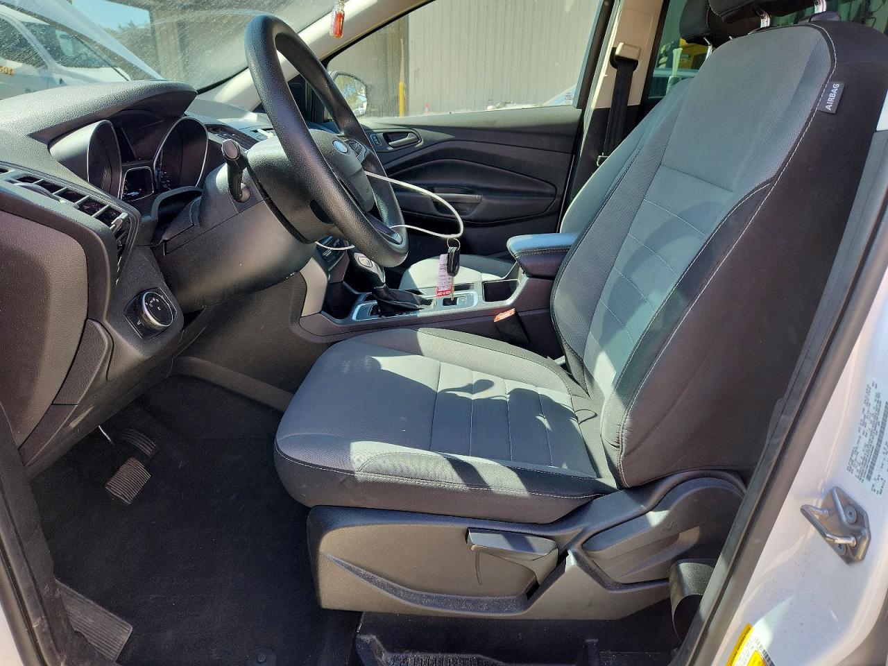 2017 FORD ESCAPE S photo 7