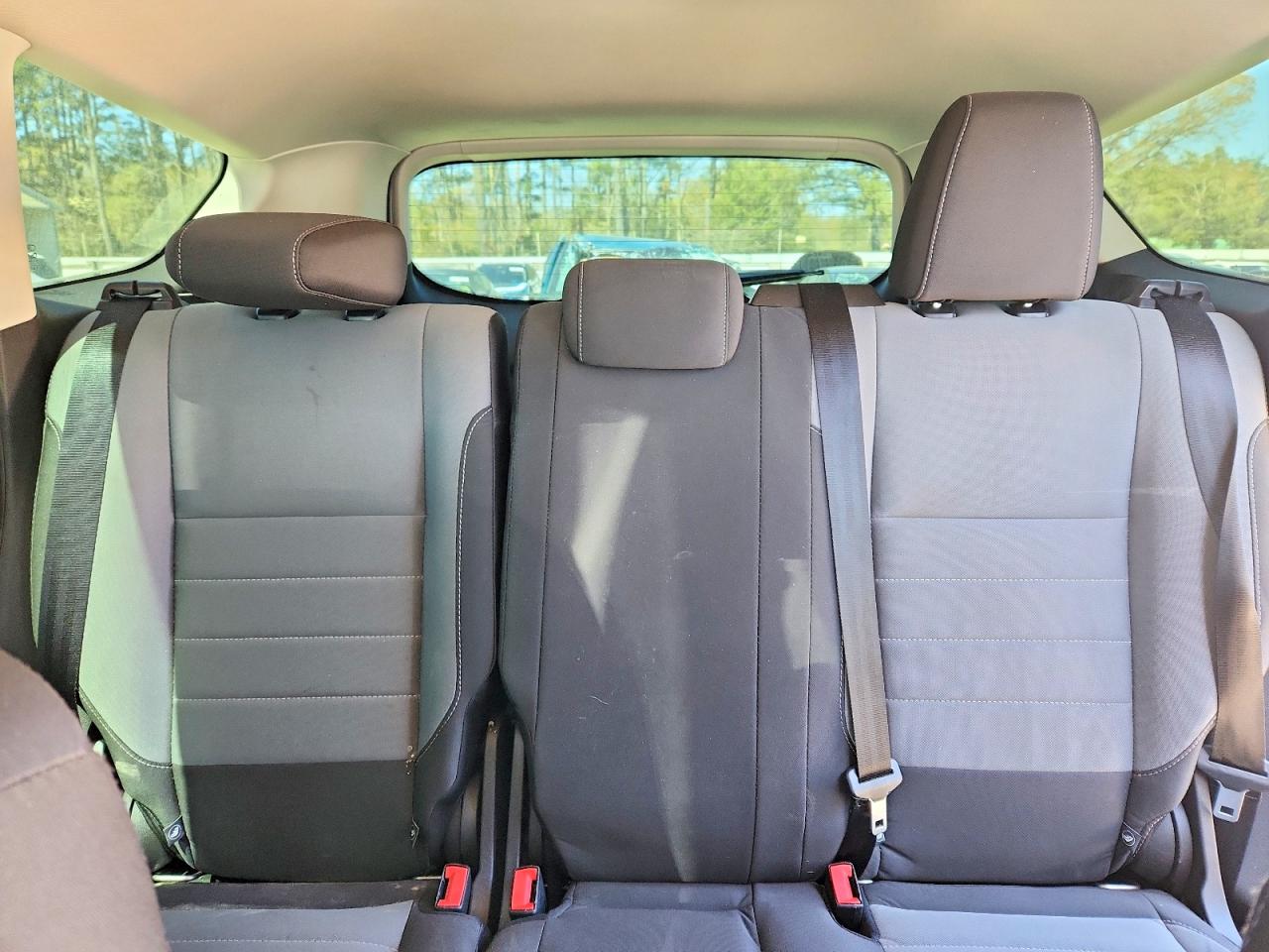 2017 FORD ESCAPE S photo 10