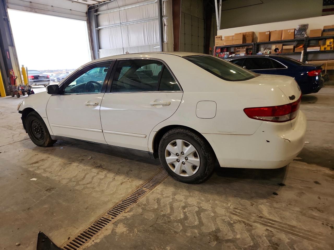 2004 HONDA ACCORD LX photo 3