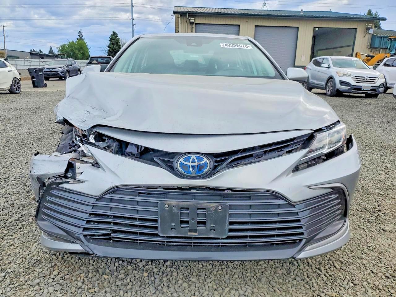 2021 TOYOTA CAMRY LE photo 5