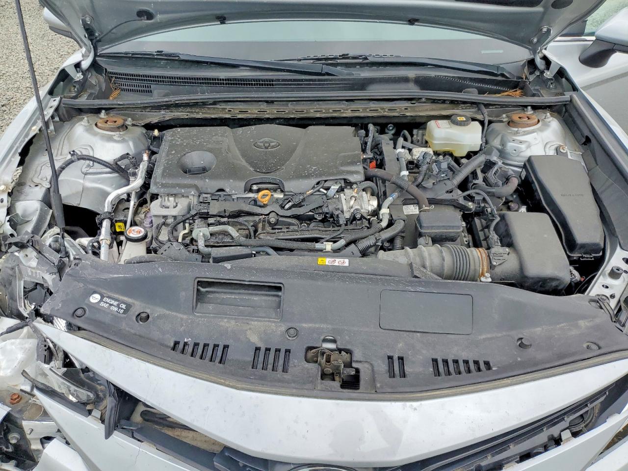 2021 TOYOTA CAMRY LE photo 11