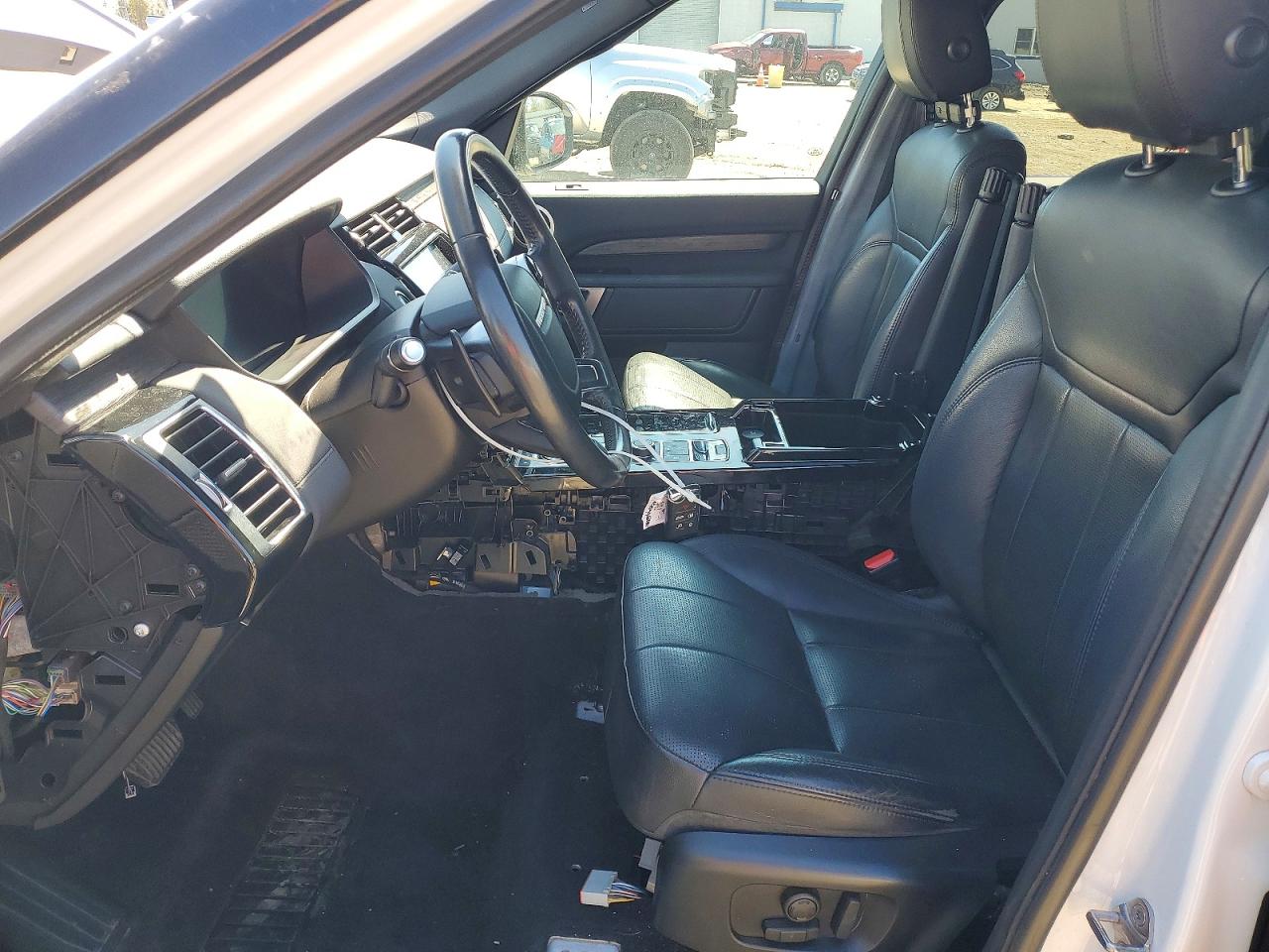 2019 LAND ROVER DISCOVERY HSE photo 13