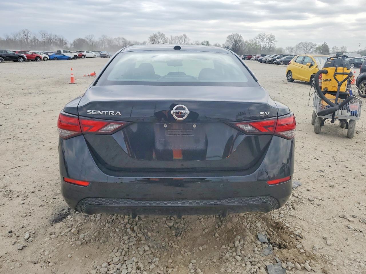 2023 NISSAN SENTRA SV photo 6