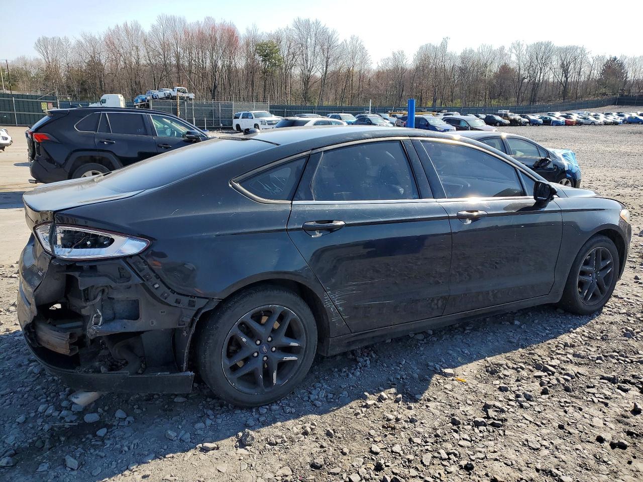 2013 FORD FUSION SE photo 3