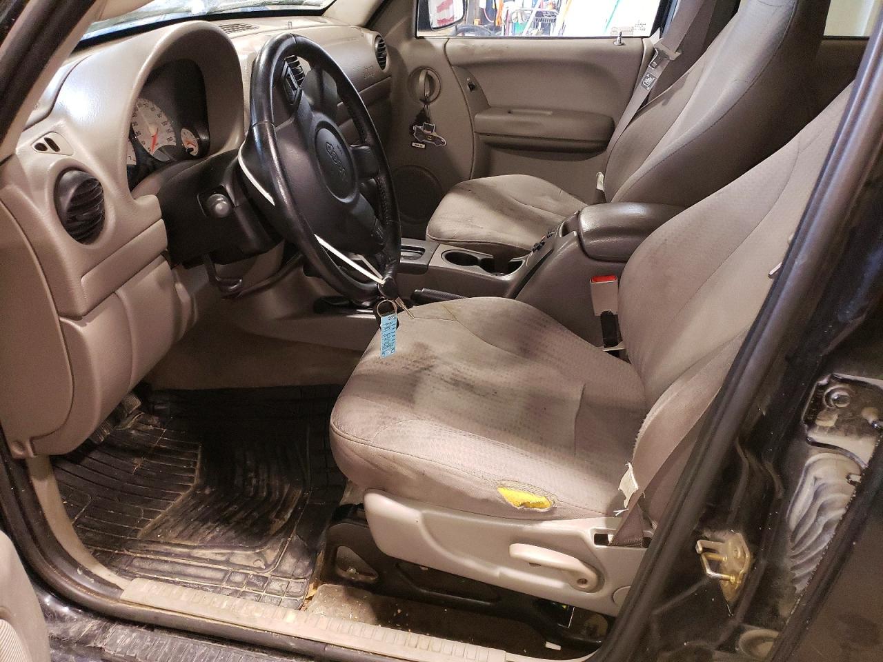2003 JEEP LIBERTY SPORT photo 13