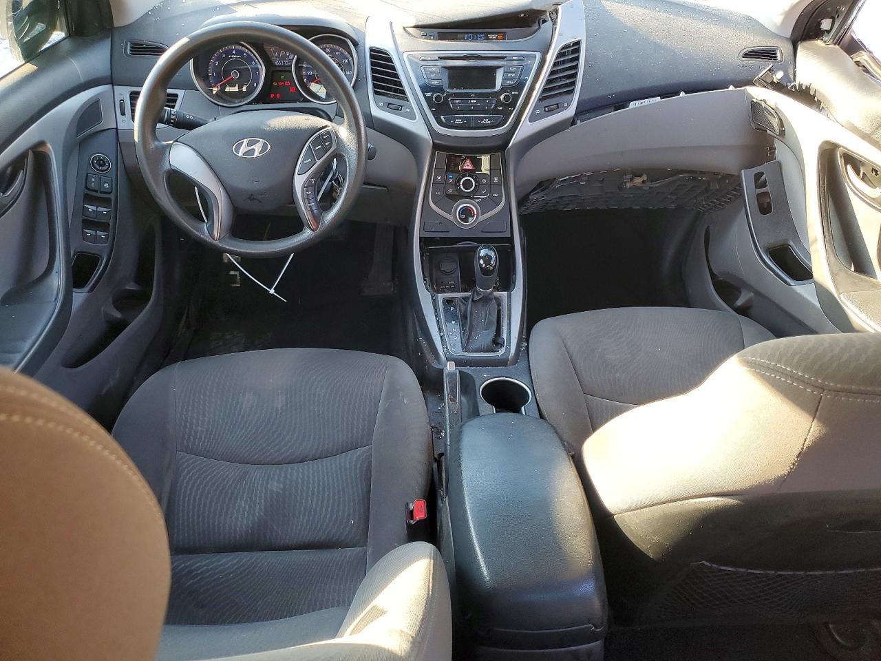 2014 HYUNDAI ELANTRA SE photo 8