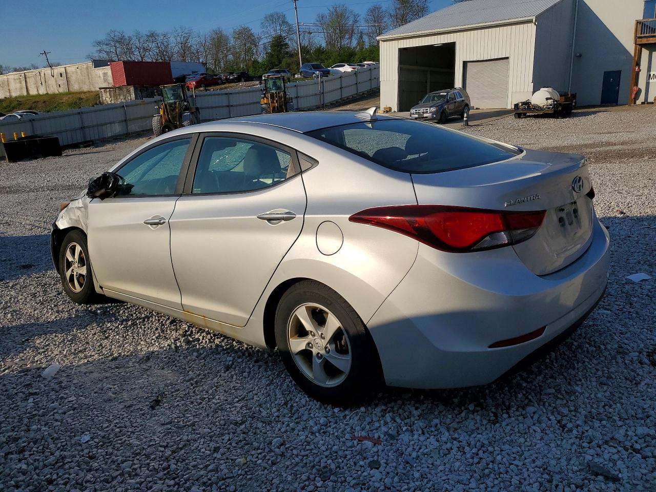 2014 HYUNDAI ELANTRA SE photo 2
