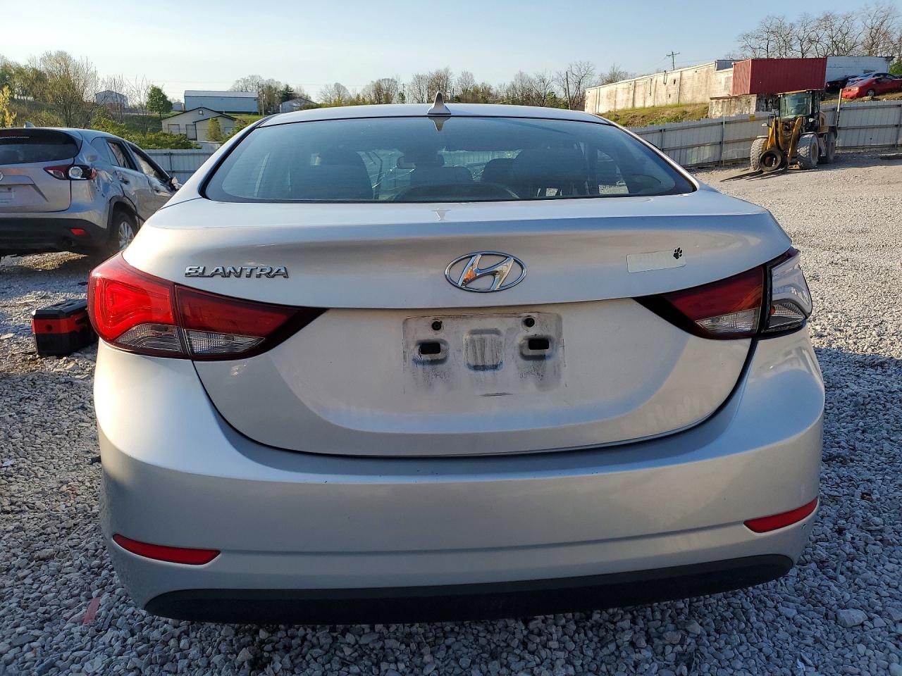 2014 HYUNDAI ELANTRA SE photo 6
