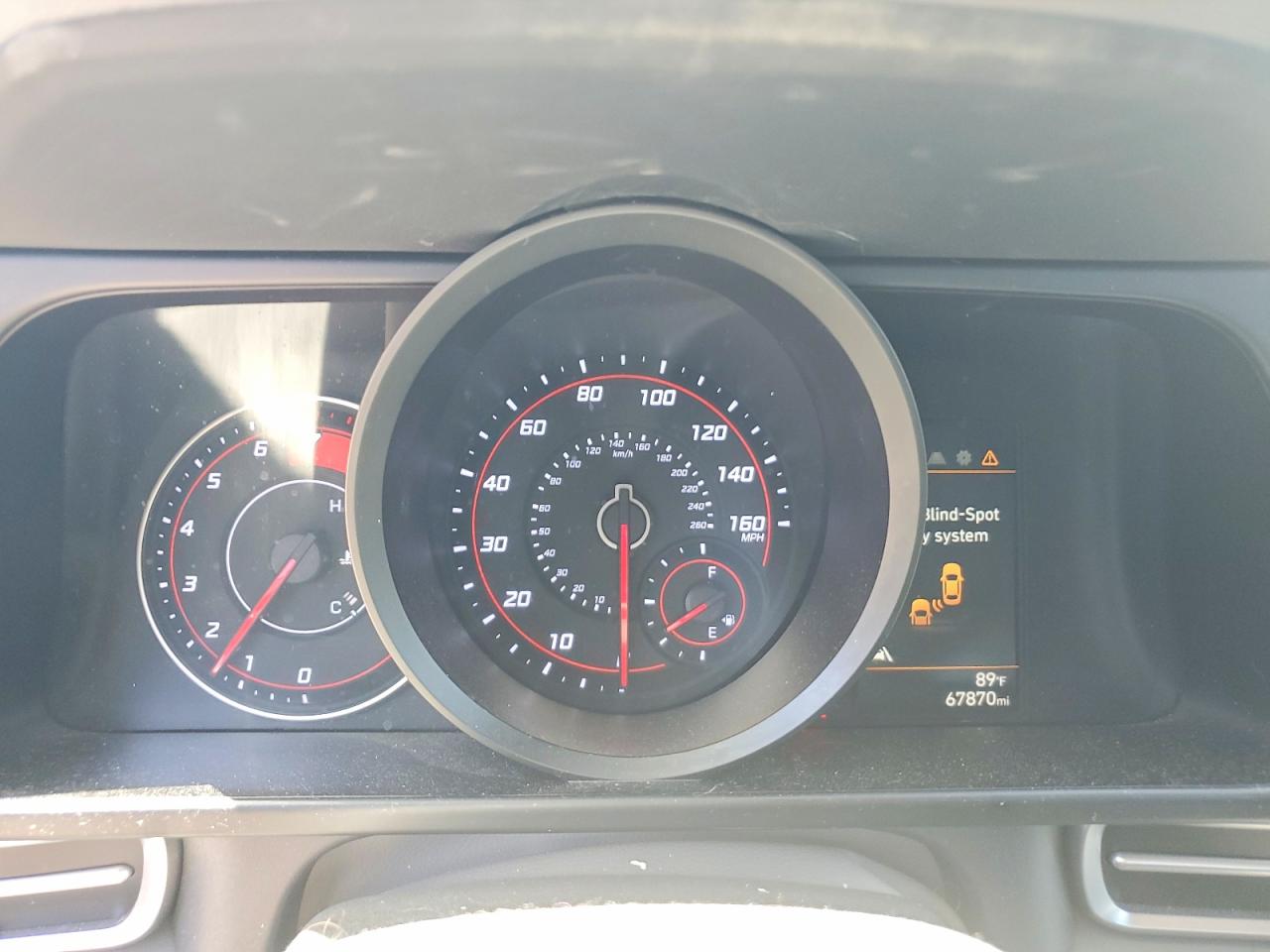 2023 HYUNDAI ELANTRA SEL photo 9