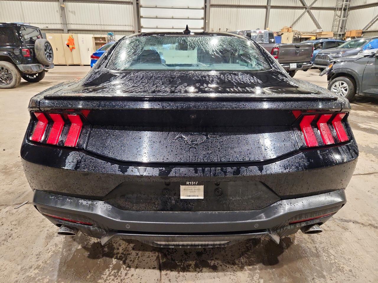 2024 FORD MUSTANG photo 16