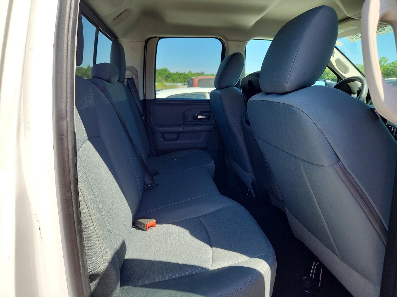 2016 RAM 1500 SLT photo 10