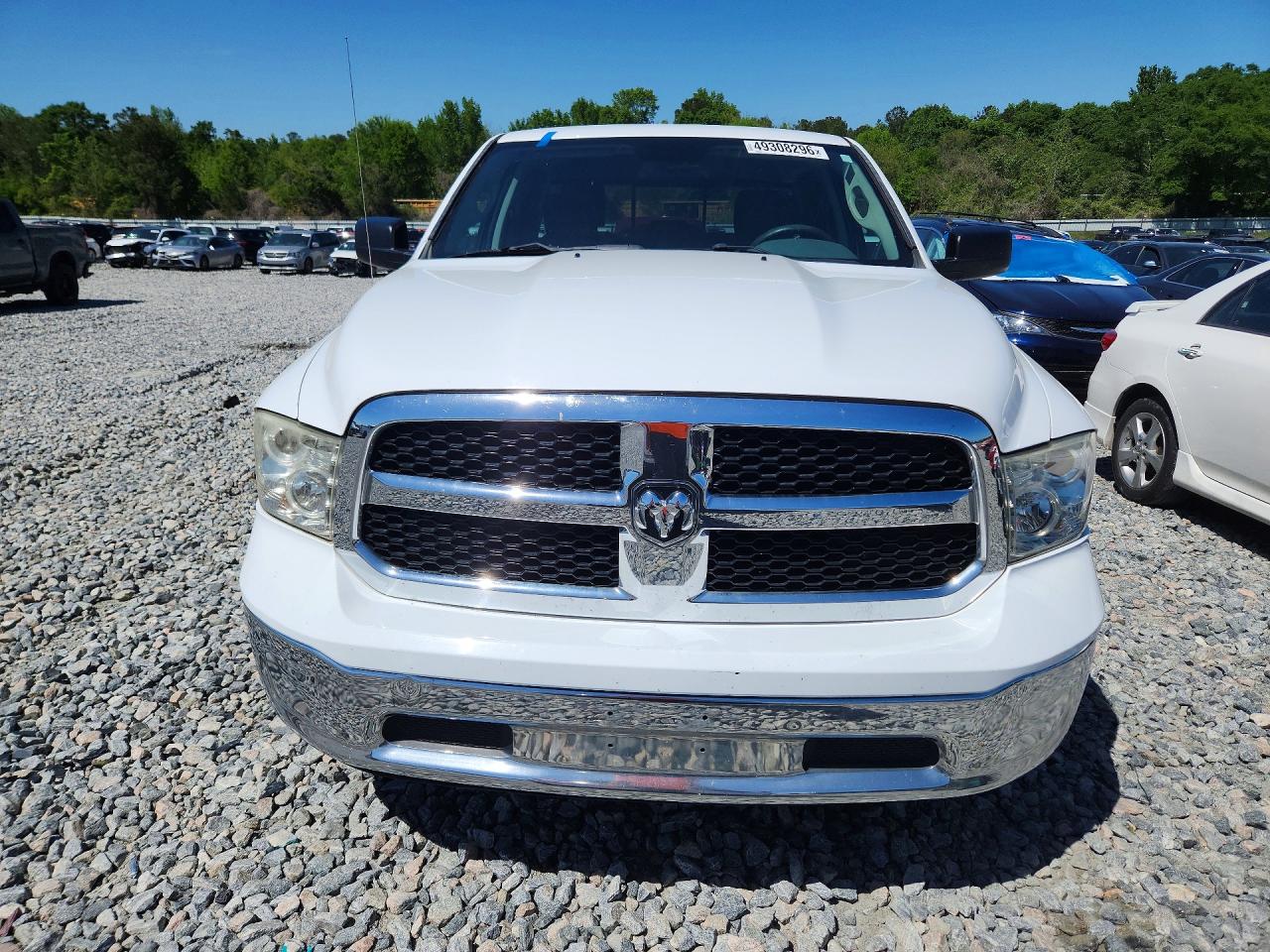 2016 RAM 1500 SLT photo 5