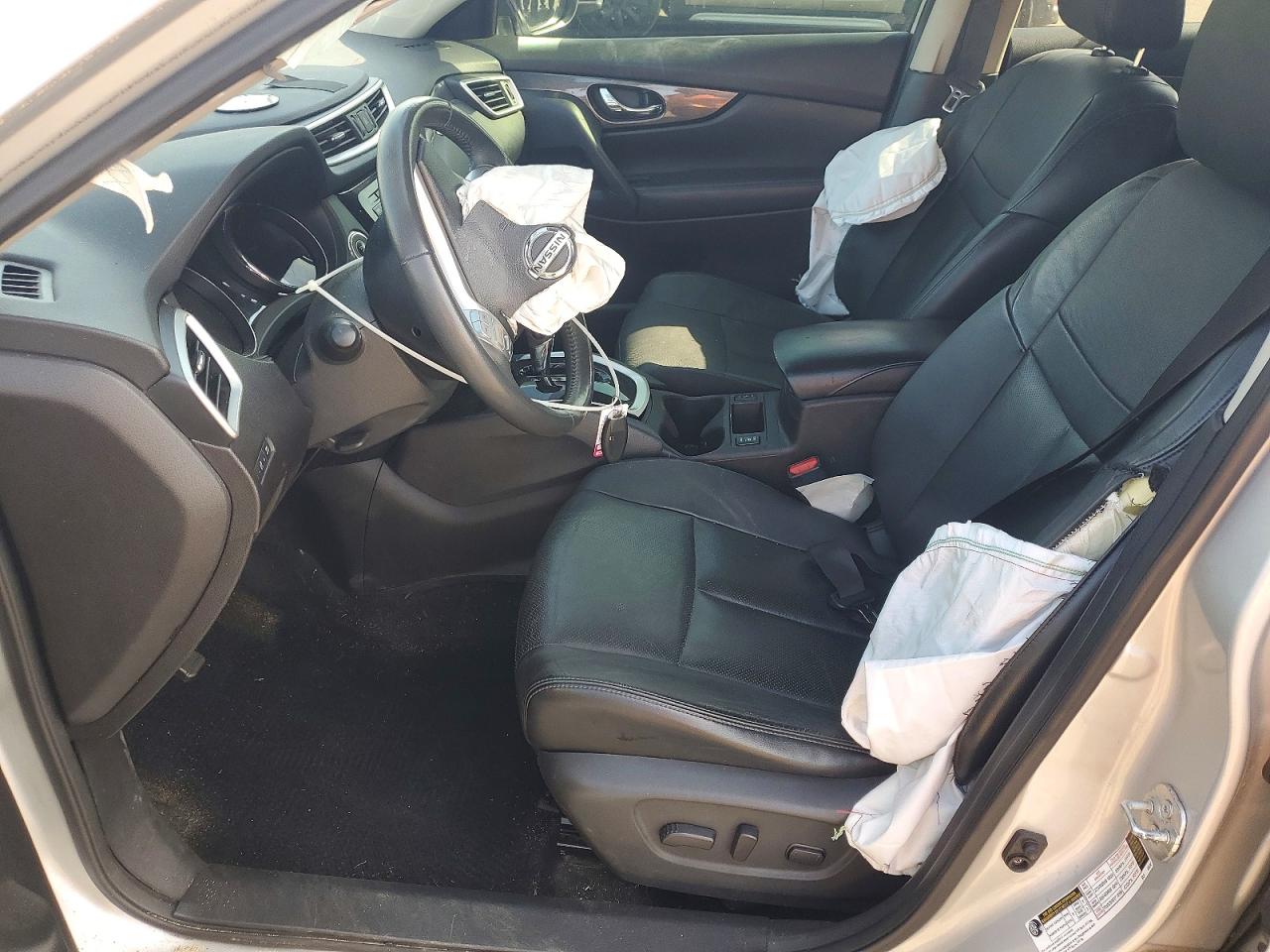 2014 NISSAN ROGUE SL photo 19