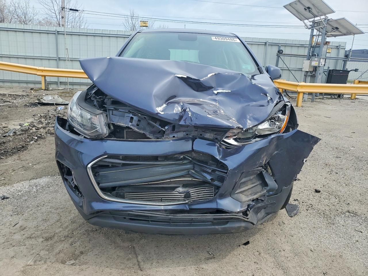 2019 CHEVROLET TRAX LS photo 9