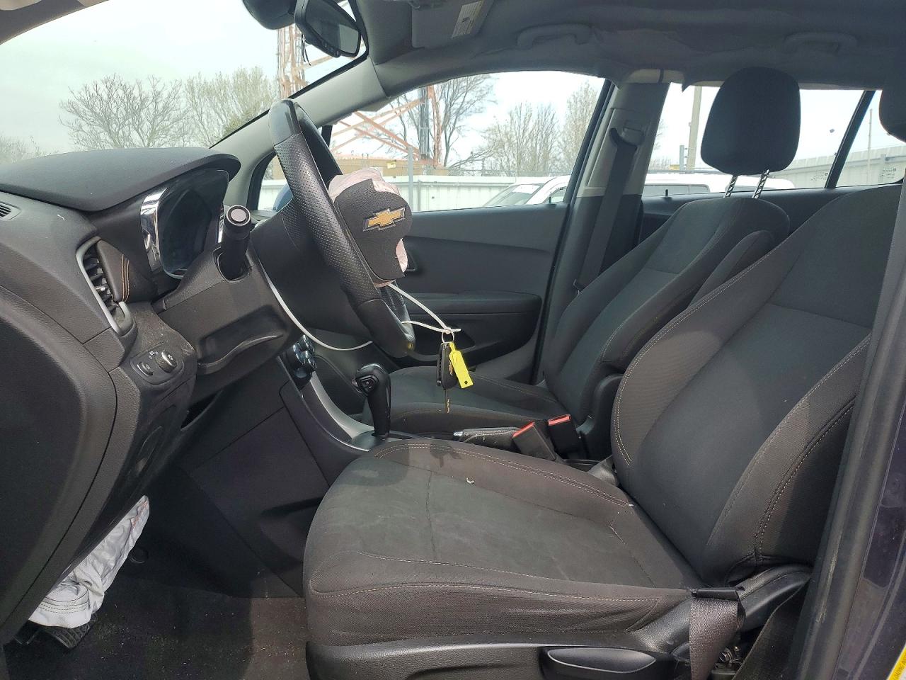 2019 CHEVROLET TRAX LS photo 13