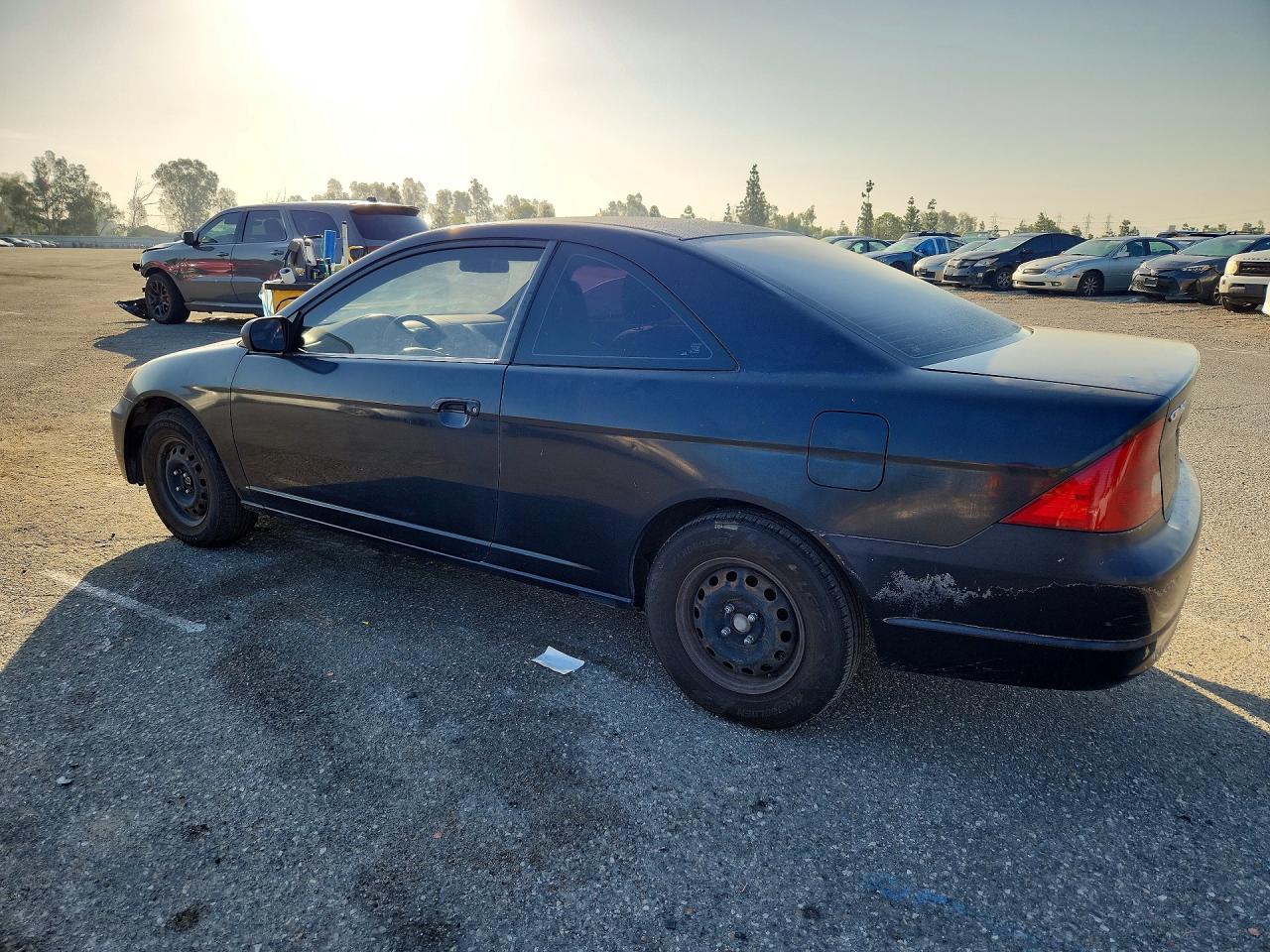 2002 HONDA CIVIC LX photo 3