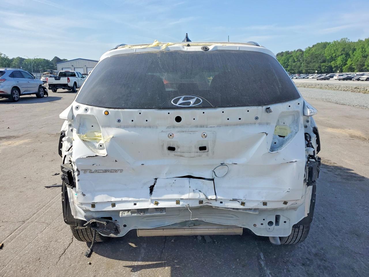 2024 HYUNDAI TUCSON SEL photo 16