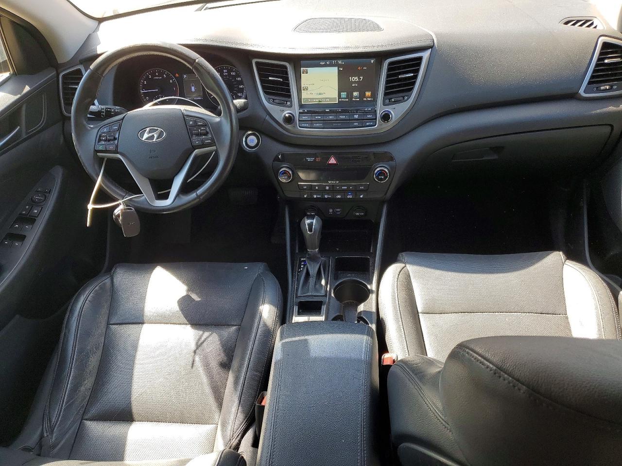 2017 HYUNDAI TUCSON SE PLUS photo 15