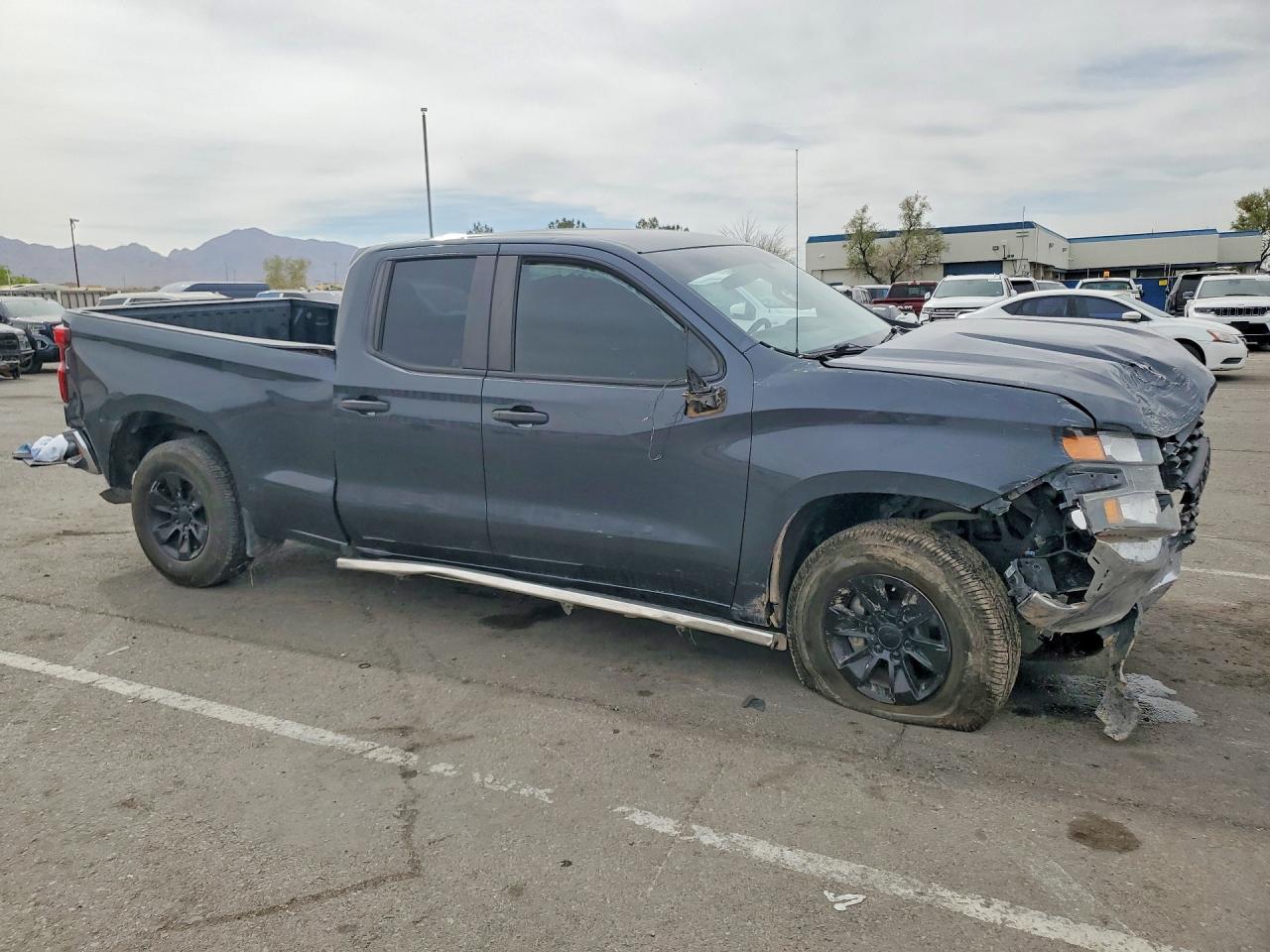 2020 CHEVROLET SILVERADO K1500 photo 4