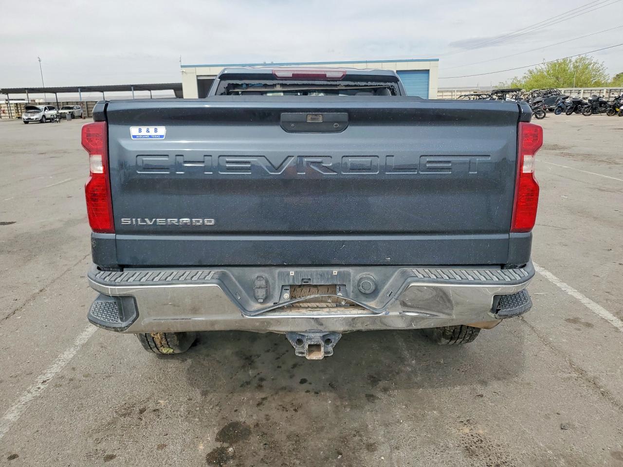 2020 CHEVROLET SILVERADO K1500 photo 6