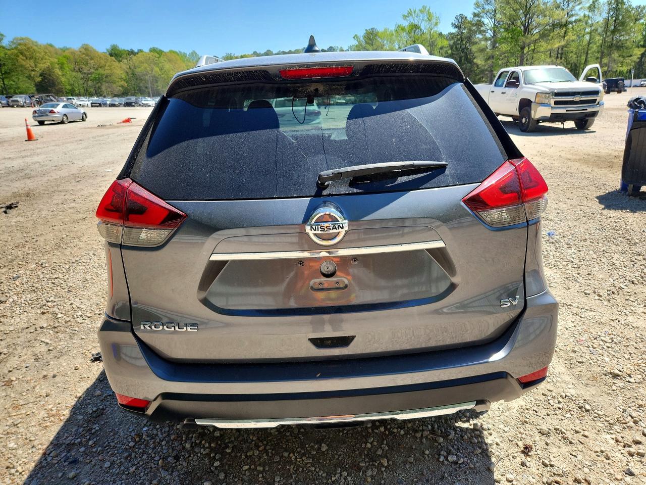 2018 NISSAN ROGUE SV photo 16