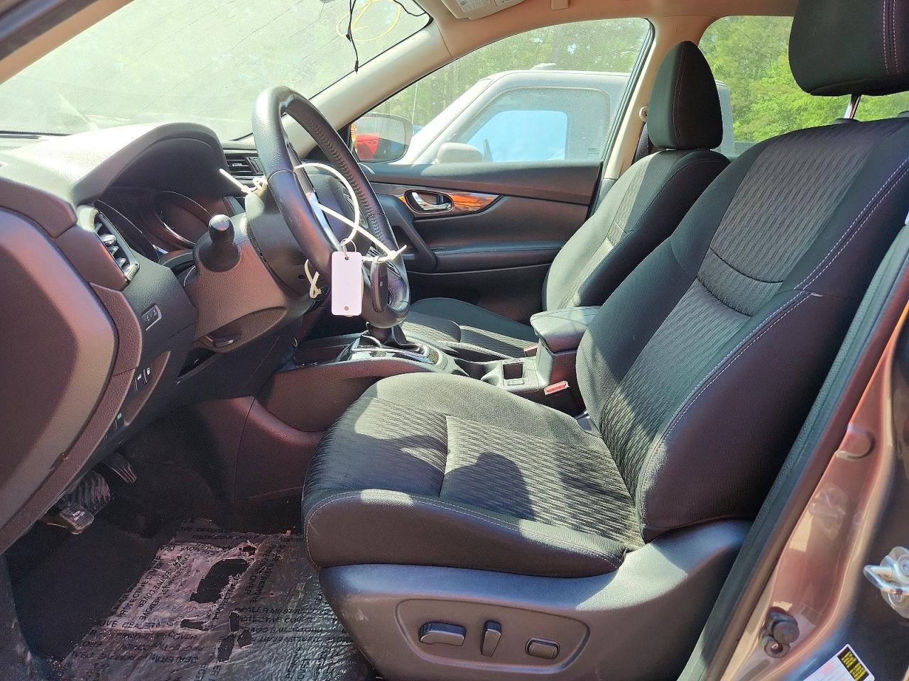 2018 NISSAN ROGUE SV photo 19