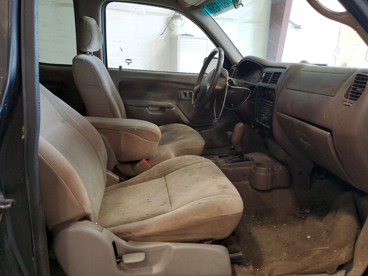 2001 TOYOTA TACOMA XTRACAB photo 19
