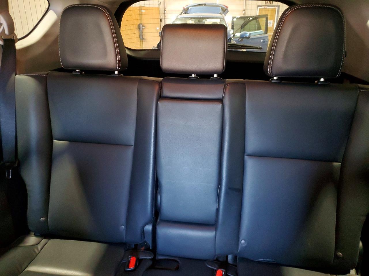 2016 TOYOTA RAV4 LIMITED photo 19