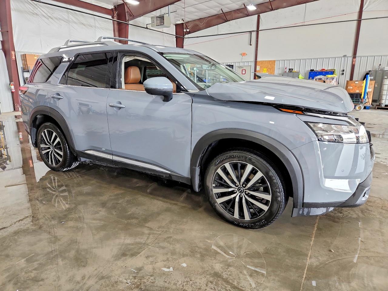 2023 NISSAN PATHFINDER PLATINUM photo 7