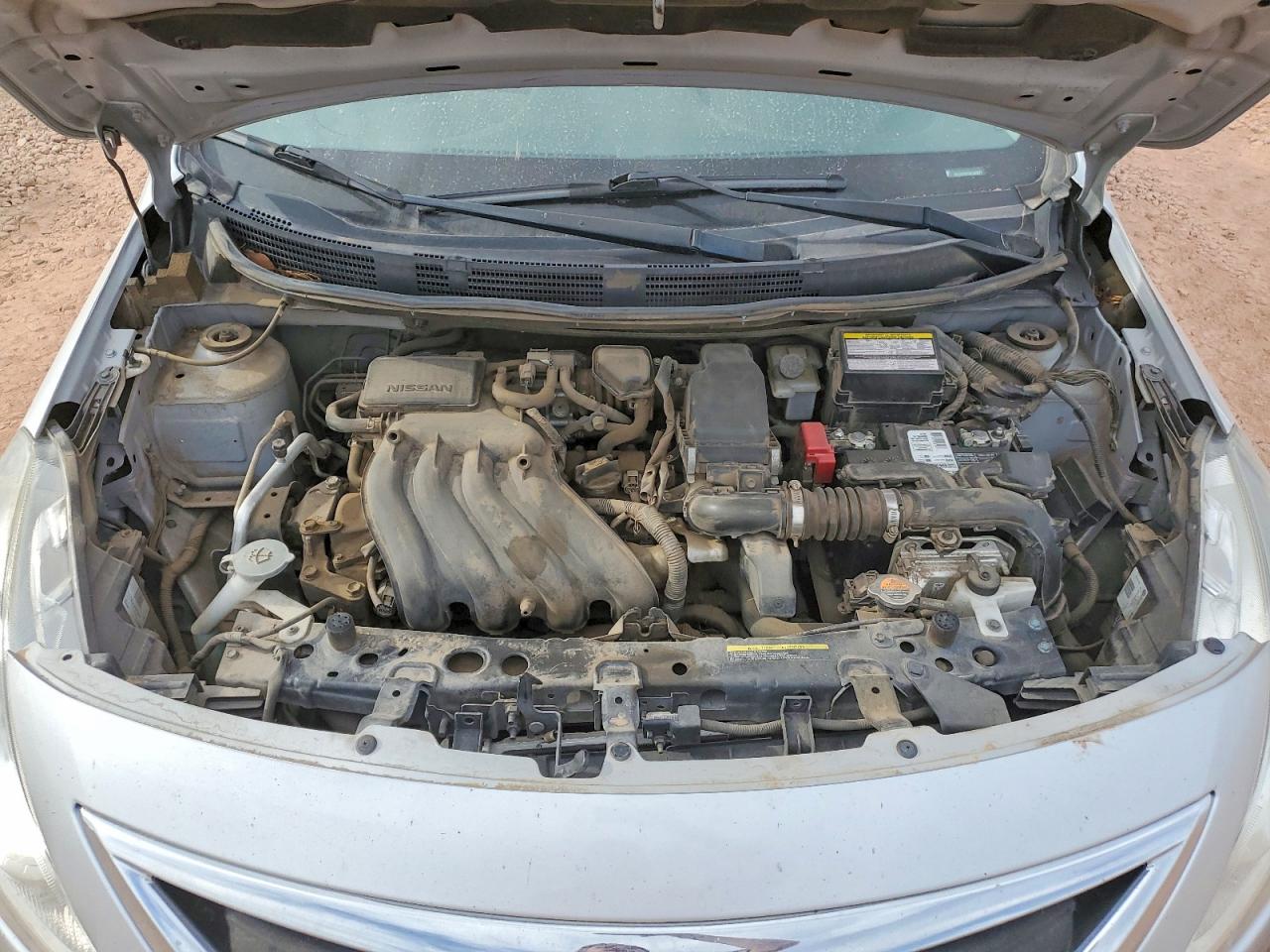 2019 NISSAN VERSA SV photo 21